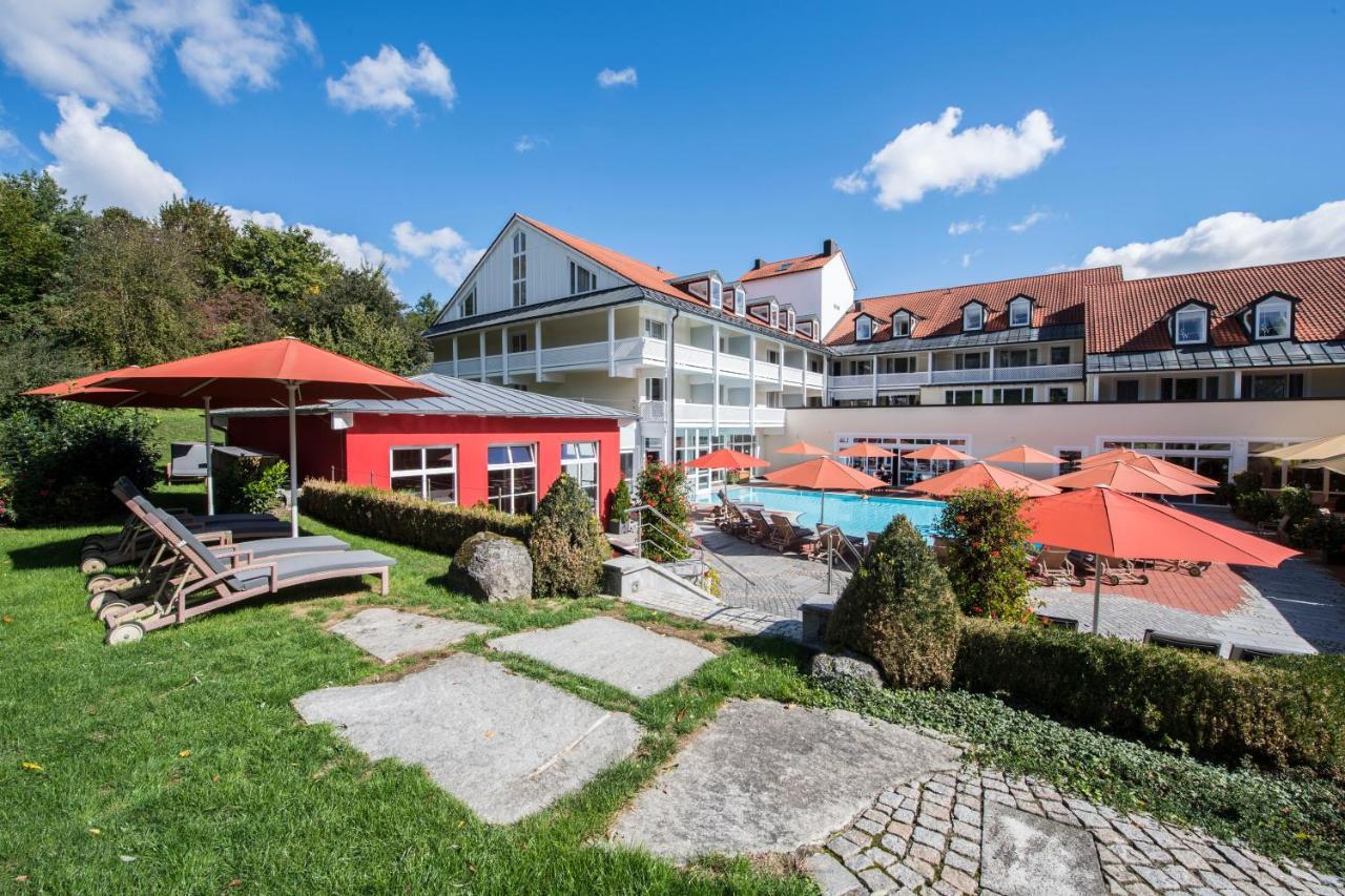 Hotel St. Wolfgang Bad Griesbach im Rottal Esterno foto